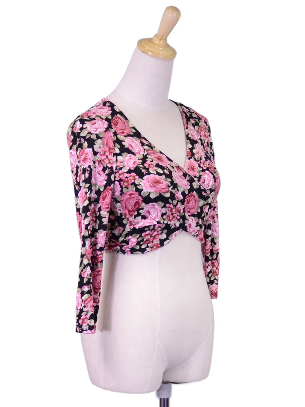 Cherry Mellow Sexy Quarter Length Sleeves Criss Cross Front Cropped Knit Top