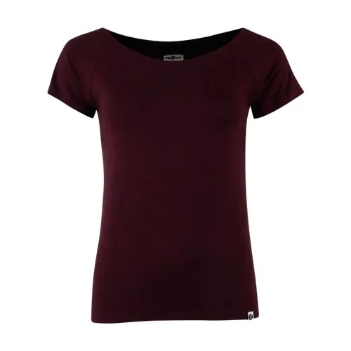 Chills and Fever shirt Ada wine