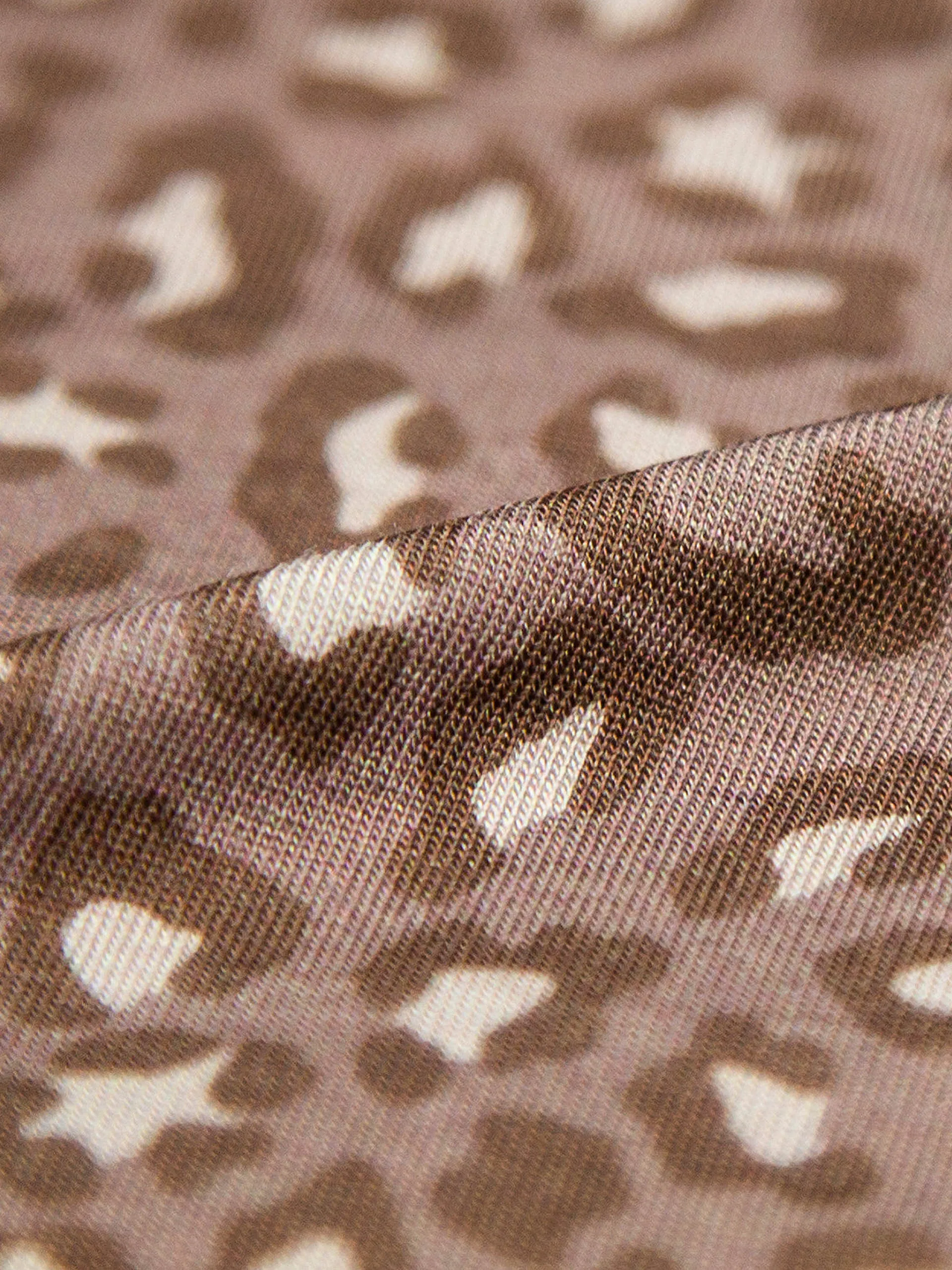 Neutral leopard taupe t-shirt bra